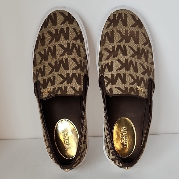 Michael Kors Tan and Brown Logo Slip-On Loafers - Picture 8 of 9